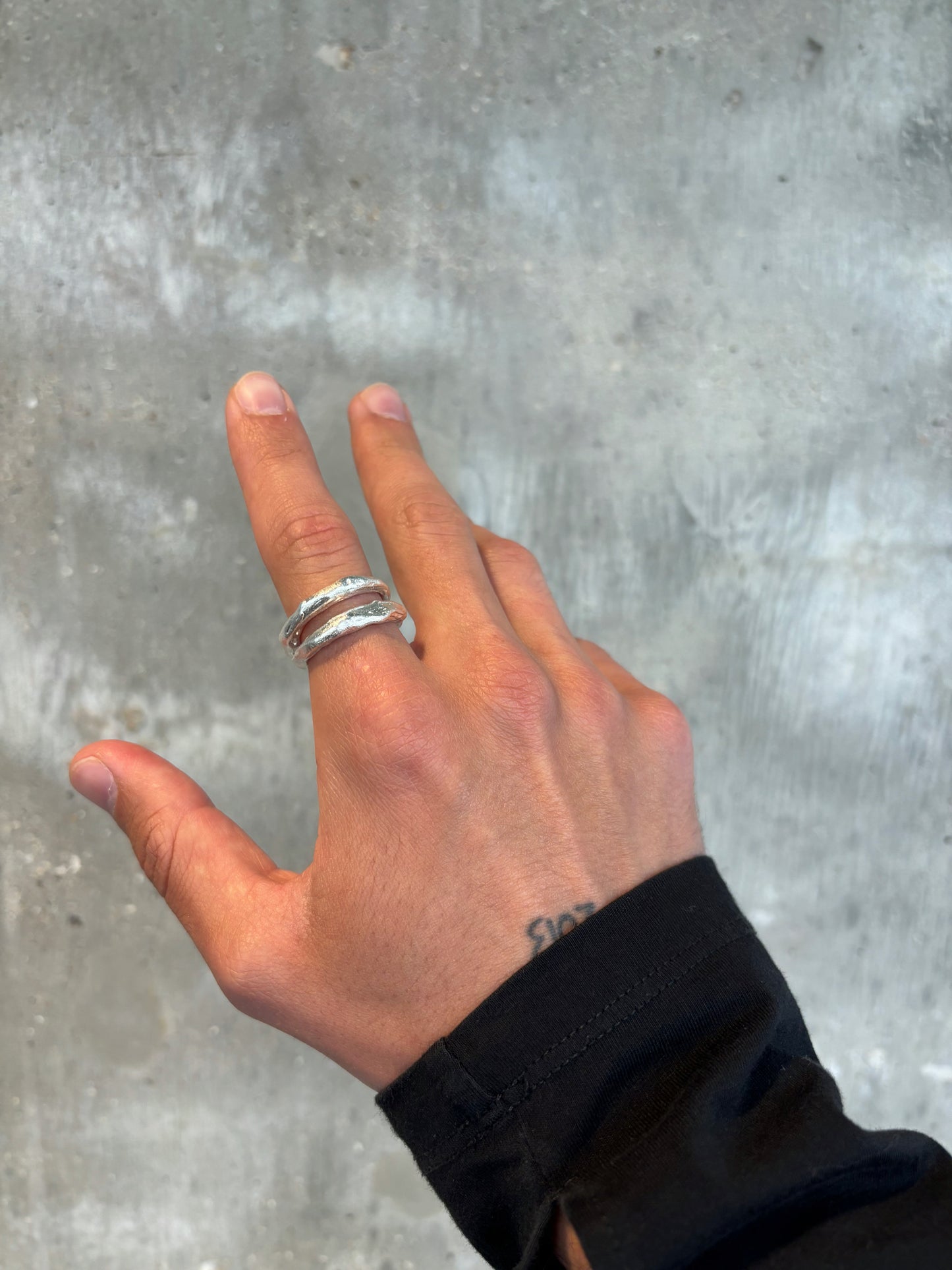 FERA BAND RING